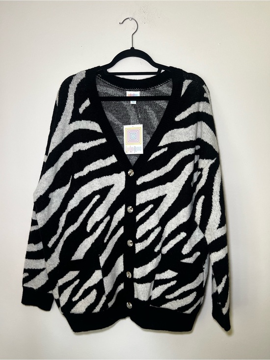 LuLaRoe Sweaters - LuLaRoe Black and White Zebra Print V-Neck Cardigan